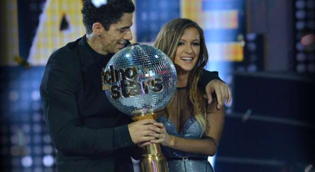 Balerina shqiptare zbulon të vërtetën për fitoren e Lori Hoxhës në DWTS