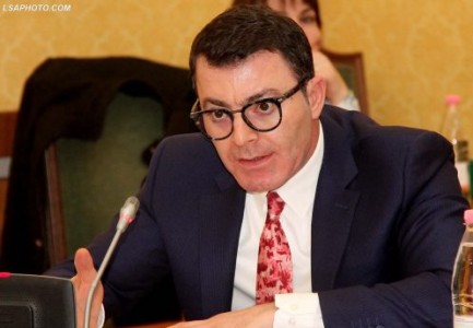 Konflikte dhe lakmi, si u bë deputeti Alket Hyseni pronar resorti në Dhërmi