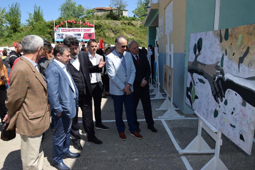 3 ngjarje në një ditë, Dako merr pjesë në festën e Ishmit (FOTO & VIDEO)