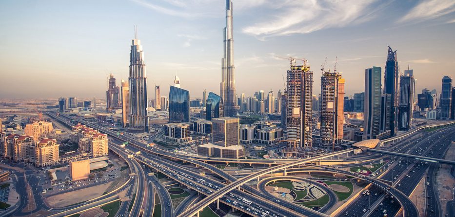 VIDEO/ Rriten kërkesat e të rinjve shqiptarë për punësim në Dubai, profesionet e kërkuara dhe pagat