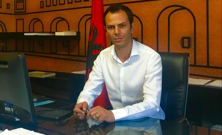 IKMT kallëzon penalisht kryetarin e Bashkisë së Rrogozhinës