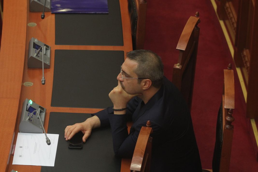 Deputeti i Durrësit: Tahiri makthi i Ramës, sa herë që shfaqet i kujton mëkatet
