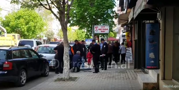 Vazhdon aksioni i lirimit të Durrësit, ku u përqendrua sot Policia Bashkiake (VIDEO+FOTO)