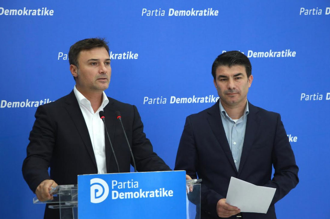 “Po ti mor, të q…r…, na shan në shtëpinë tonë?’, flet zyrtari i PD: Si më vunë pistoletën në kokë për Tahirin