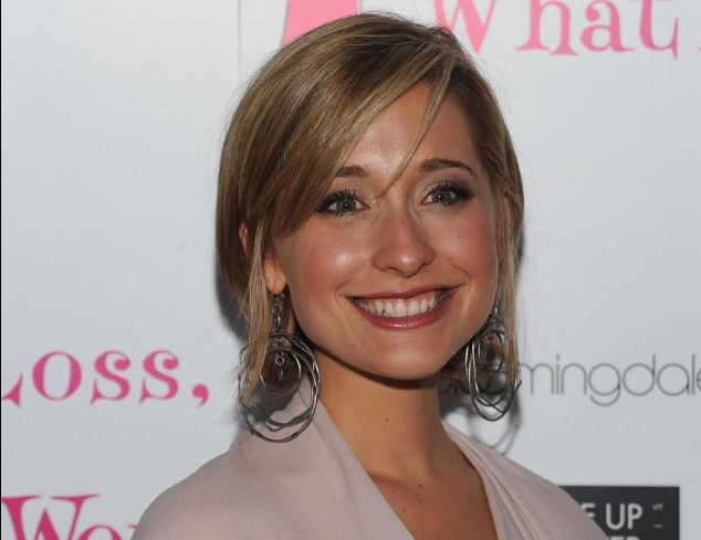 Akuzohet për trafikim seksual, lirohet me kusht aktorja