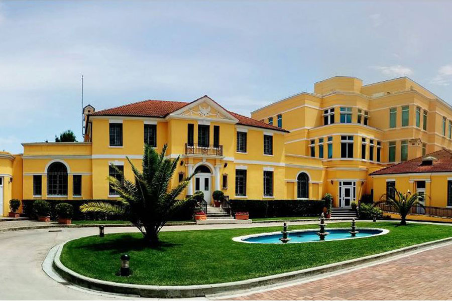 Ambasada jep lajmin e mirë për studentët: Si të punoni në SHBA me programin veror