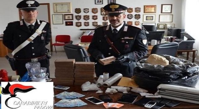 Kapen me 30 kg heroinë, policia italiane vë në pranga dy shqiptarë