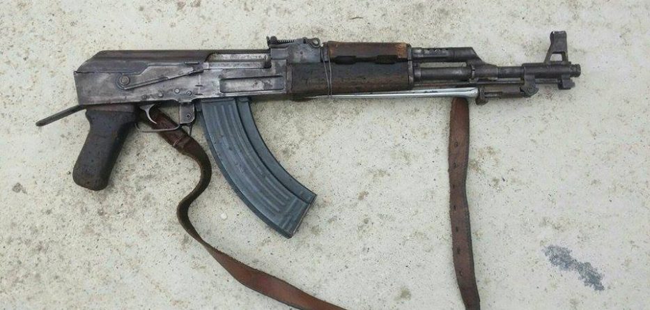 Plagosi ish-kryeplakun pas konfliktit për pronën, arrestohet autori (EMRI)