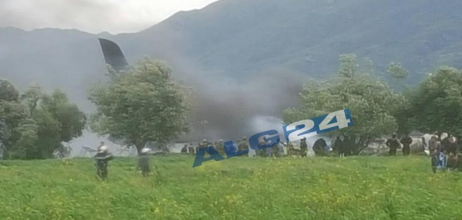 Rrëzohet avioni, dyshohet mbi 200 të vdekur