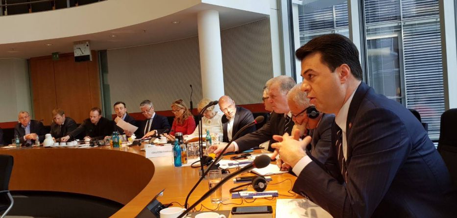 Basha në Berlin: Kërkojmë hapjen e negociatave!