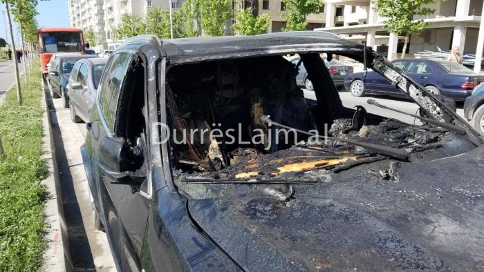 Shihni si ka përfunduar “X5”-a e drejtorit në Durrës (FOTO+VIDEO)