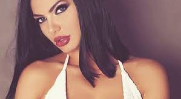 Khloe mbush 3 muajshe, Zaimina publikon foton e vajzës