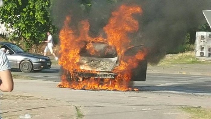 Atentatet e bujshme/ 8  rastet kur vrasësit dogjën makinat për të humbur gjurmët