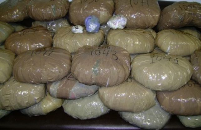 Gjenden 310 kg kanabis brenda furgonit