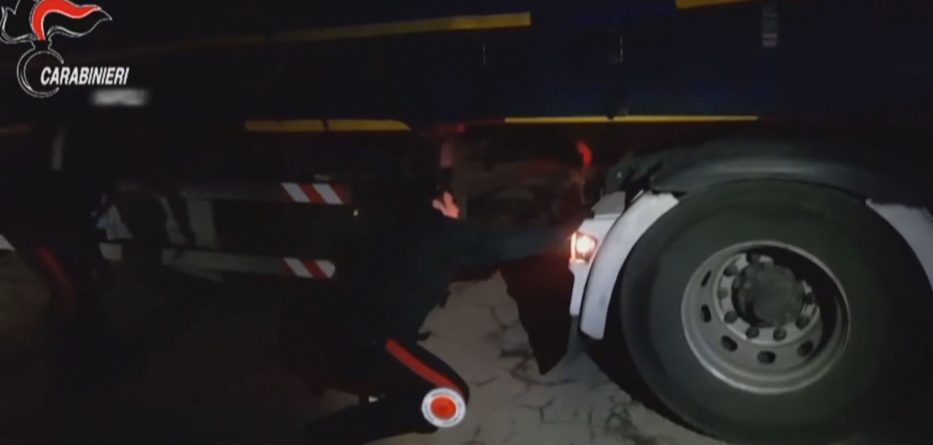 Trafiku i 10 ton kanabis nga Durrësi në Itali/ Vazhdon “ping-pongu” mes prokurorive për hetimin