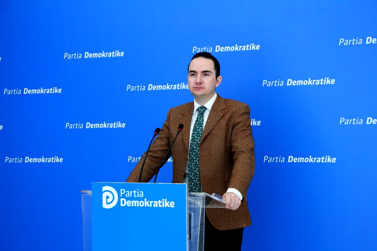 Safet Gjici e paralajmëroi se do ta padisë, Salianji vijon me akuzat