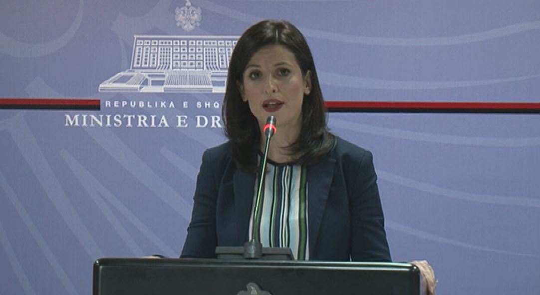 Ankesat e qytetarëve, Gjonaj: Janë shkarkuar 46 zyrtarë në Hipoteka dhe tek ALUIZNI