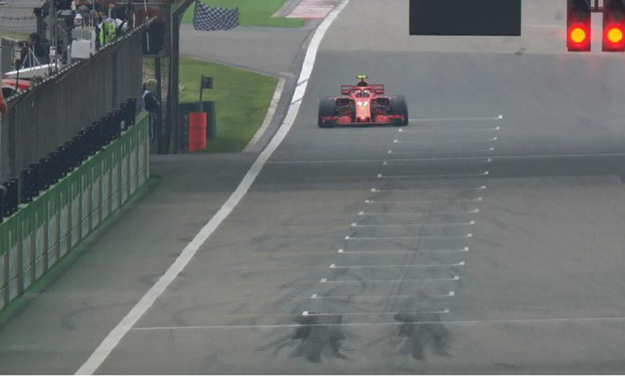 Vettel nuk kapet, Ferrari niset i pari në Kinë
