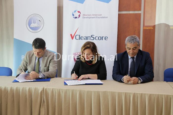 Projekt i ri për vlerësimin e studentëve në UAMD, nënshkruhet Memorandumi i Mirëkuptimit (FOTO)