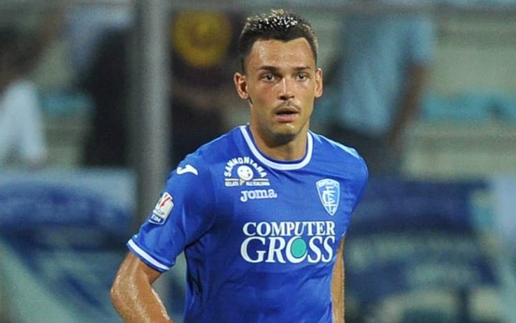 Fiorentina kërkon të zëvendësojë të ndjerin Astori, në “radar” mbrojtësi shqiptar