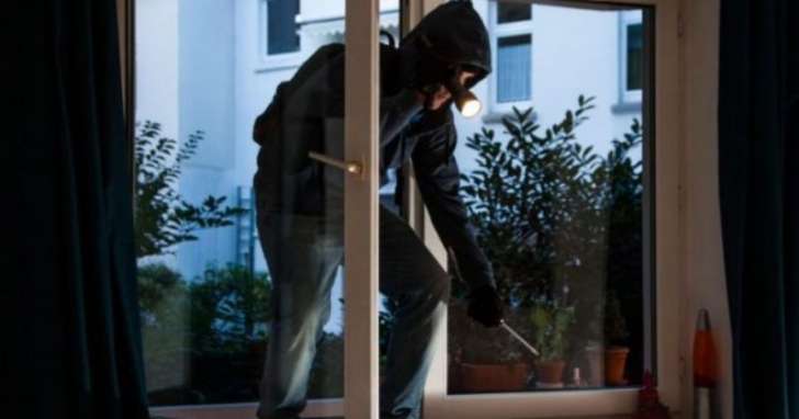 Durrës, hajdutët bëjnë ‘kërdinë’ gjatë natës