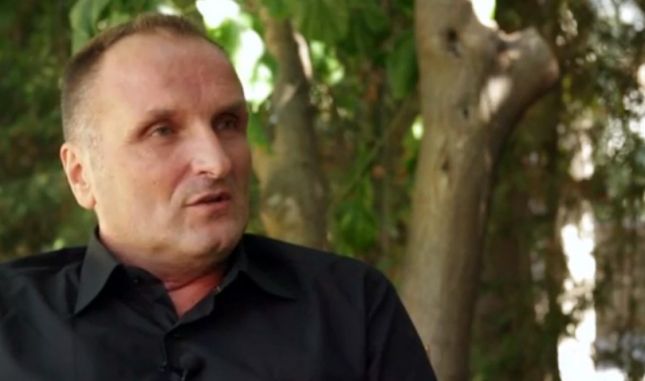 Vetëdorëzohet në policinë turke Izet Haxhia