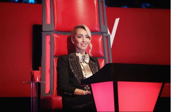 Artistët e ‘The Voice’ largohen direkt pas spektaklit, nëna e zhgënjyer i shkruan Miriamit