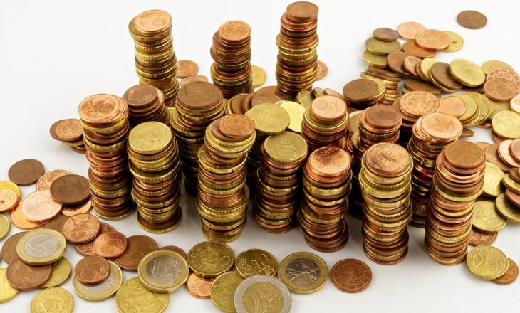 Durrës, shpallet në kërkim nga policia për monedhat!