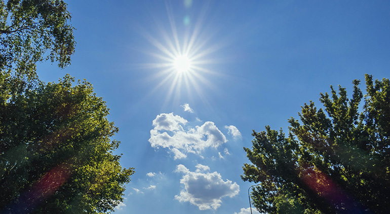 Plane për fundjavën? Çfarë thonë meteorologët për motin