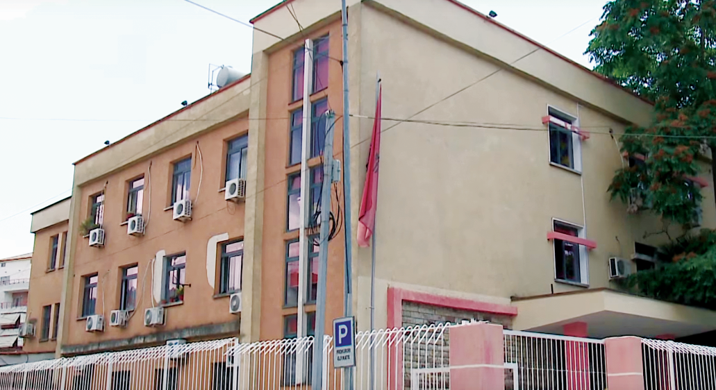 Nuk deklaruan pasuritë, dërgohen në gjyq një ish-kryetar komune dhe një teknik