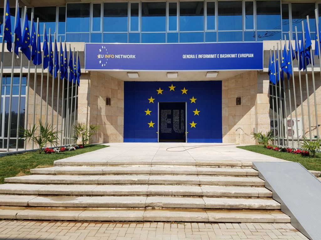 “Vllahutin kërkoi arrestimin tim”, zyra e BE-së reagon pas deklaratave të Berishës