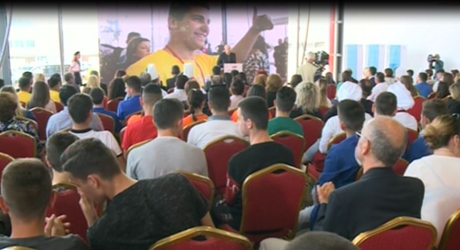 Rama apel të rinjve: Tregu ka uri për profesionistë dhe zanatçinj