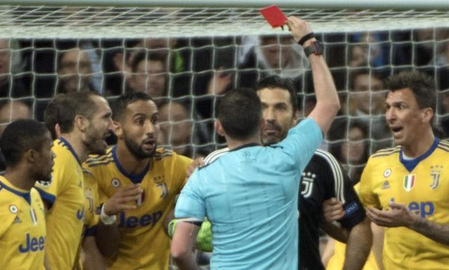 Real-Juve vazhdon… Kërcënohet bashkëshortja e arbitrit Oliver