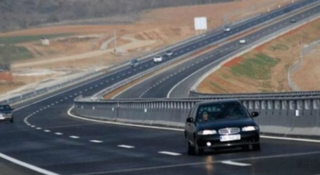 Taksa për Kukësin përgjysmohet, nisin bisedimet