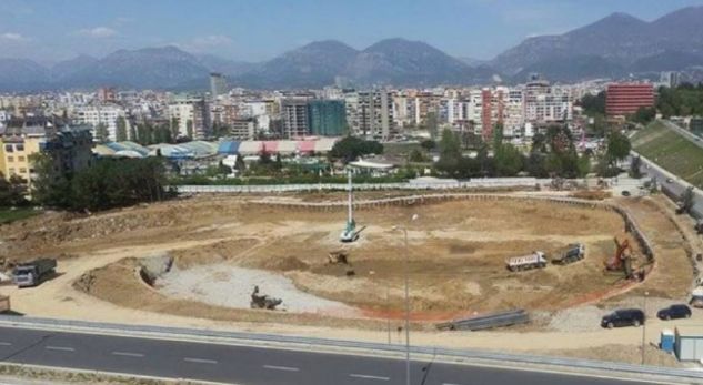 Drejtësia i hap rrugën kullave tek diga e liqenit, reagon bashkia e Tiranës