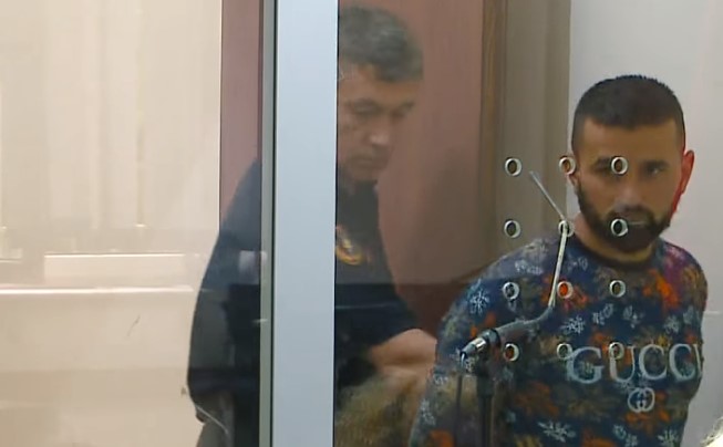 “Shkuam për të grabitur, por situata na doli jashtë kontrollit”. Rrëfimi i dy grabitësve në sallën e gjyqit