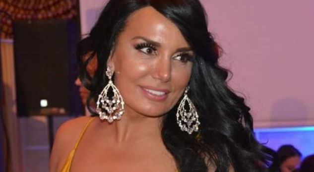 Albërie Hadërgjonaj ‘lë muzikën’, kjo është puna që bën në Amerikë