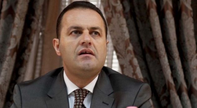 Vetting edhe Adriatik Llallës?!