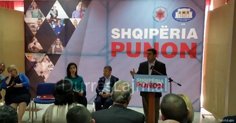 Zhvillohet në Durrës konsultimi publik në lidhje me programin kombëtar të punësimit (VIDEO)