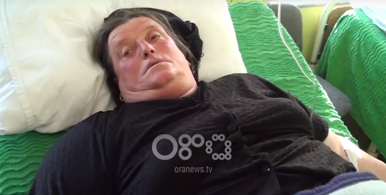 Policia bën për spital shitësen e qirinjve te Kisha e Laçit