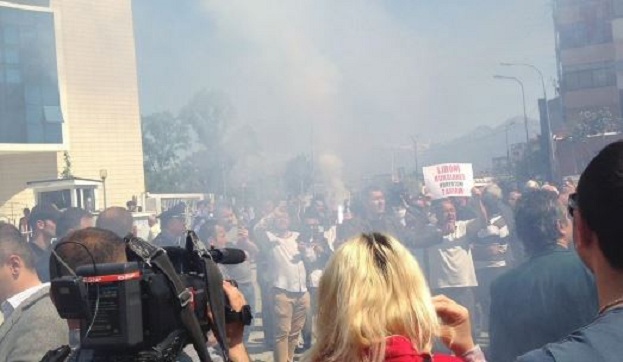Tymuese para Gjykatës së Shkodrës për 11 kuksianët e arrestuar (FOTO)