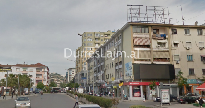 Vidhet dyqani i “Vodafone” në Durrës