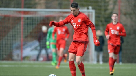 Talenti shqiptar debuton si titullar me fanellën e Bajernit