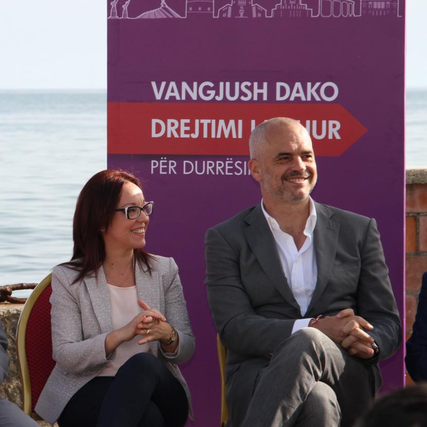 Punimet në rrugët e Durrësit, deputetja socialiste: Investime sipas standardeve evropiane (VIDEO)