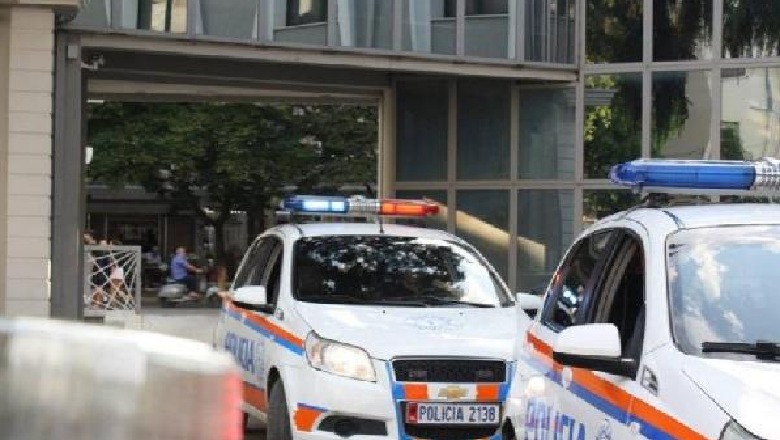 Transportonin klandestinë ilegalisht, arrestohen 2 persona