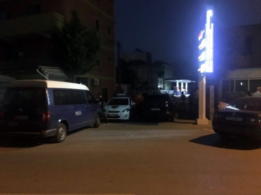 Zbardhet konflikti me armë në Tiranë, dy të rinj tentuan të vrasin 25-vjeçarin