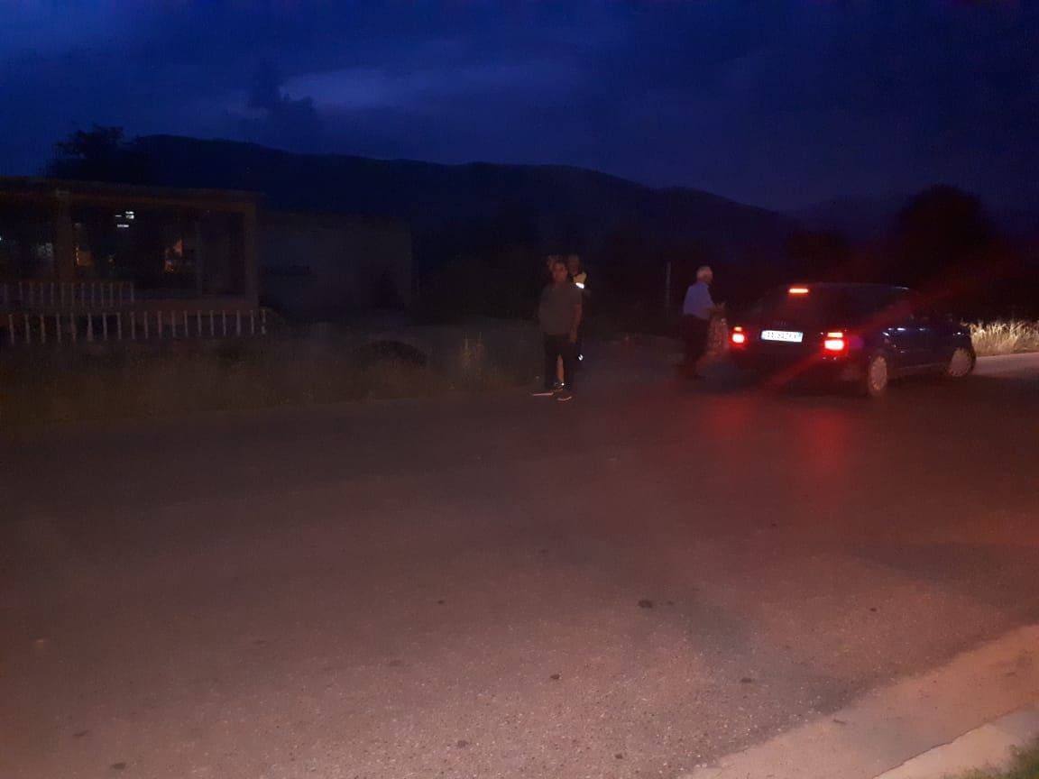 EMRI/ Aksidentohet me motor, vdes i riu në spital