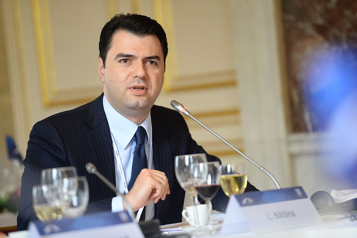 Protesta/ Basha: Qeveria s’mund të jetë instrumenti i kriminelëve si Dako, Ndoka, Roshi e qindra të tjerëve