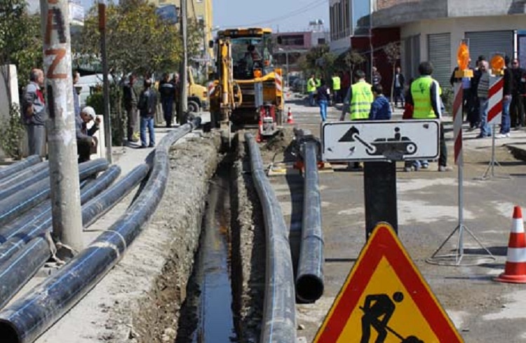 Vitin tjetër përfundon ujësjellësi i ri i Durrësit