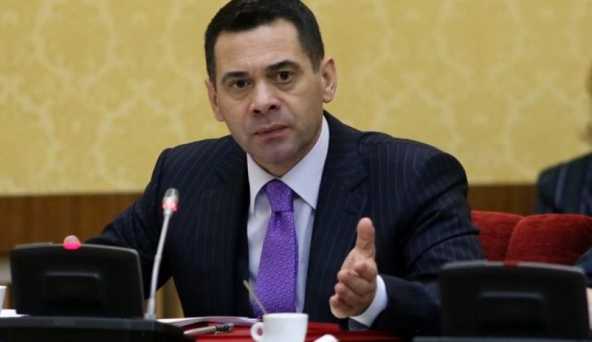 Ahmetaj sqaron periudhën tranzitore për taksën e pronës: Nuk ka shtyrje të afatit